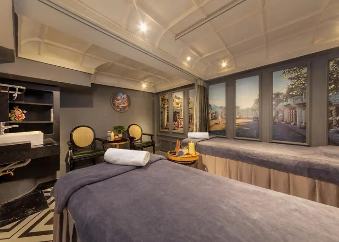Madelise Palace Hotel & Travel Hanoi